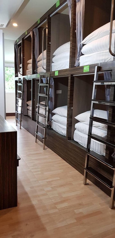 Mixed Dormitory Room photo 3