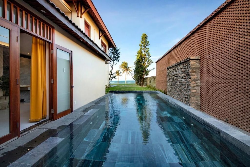 02 Bedroom Suite with private pool photo 3