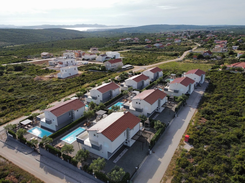 Villa (Deluxe Four Bedroom Villa with Sea Vi)