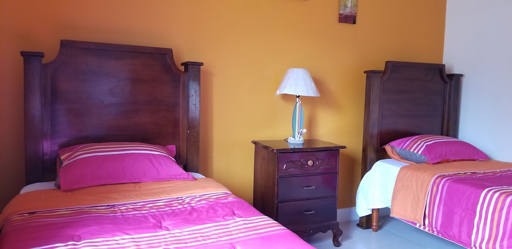 Family Villa, 3 Bedrooms, 2 Bathrooms, Courtyard View