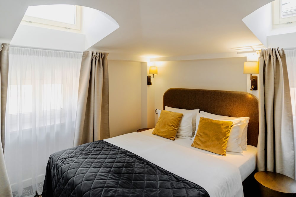 Deluxe Apartment, 1 Queen Bed with Sofa bed