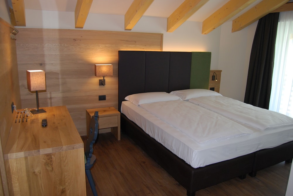 Superior Double Room, Mountain View