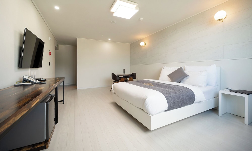 [Exclusive Special Offer] Deluxe Double Room - Photo 15