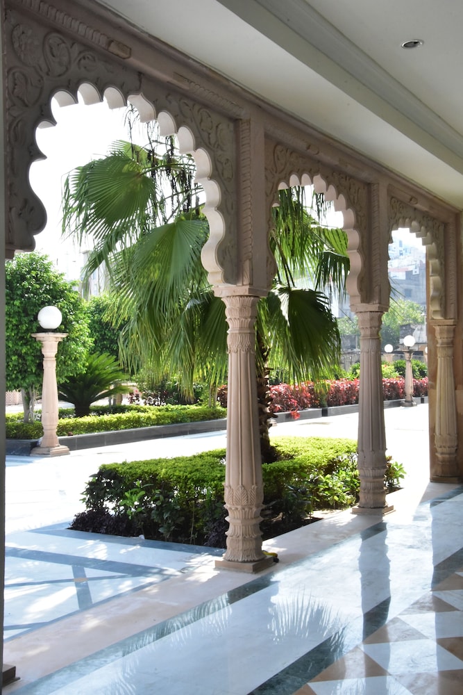 Grand Suite with Gazebo