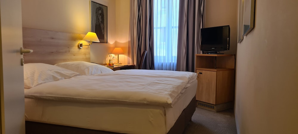 Standard Double Room photo 1