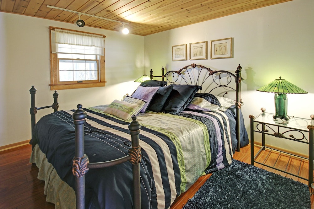 City Cottage, 5 Bedrooms photo 1