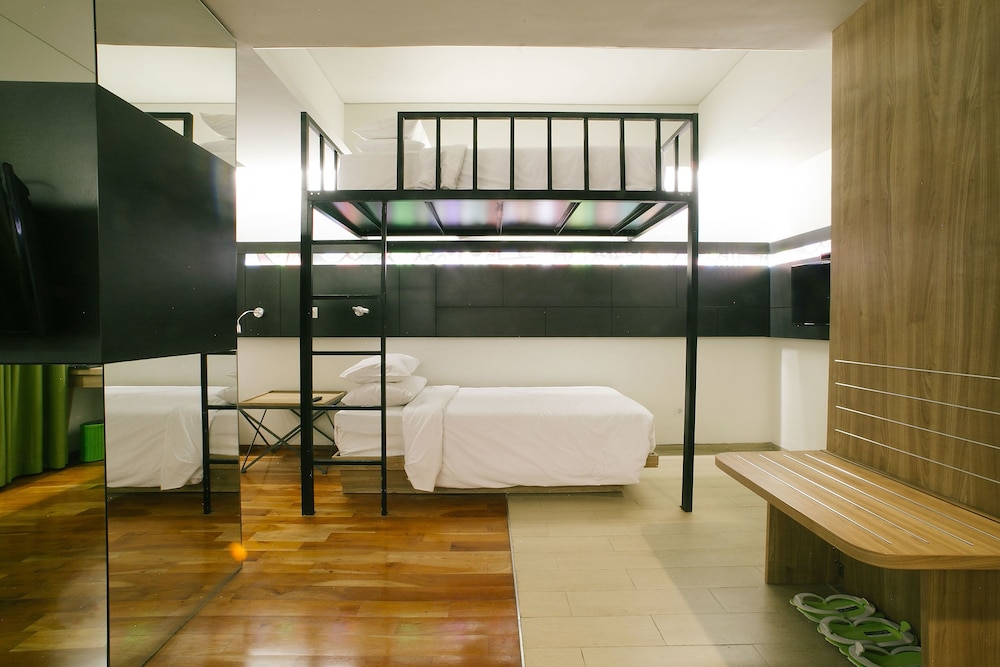 Love Room photo 1