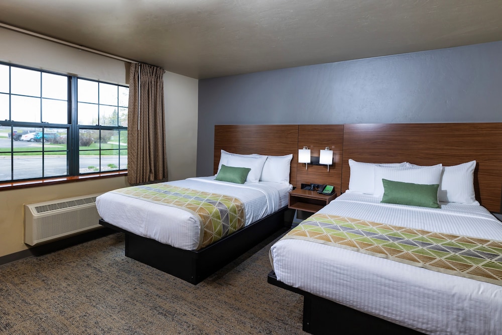 Executive Suite, 2 Double Beds photo 2