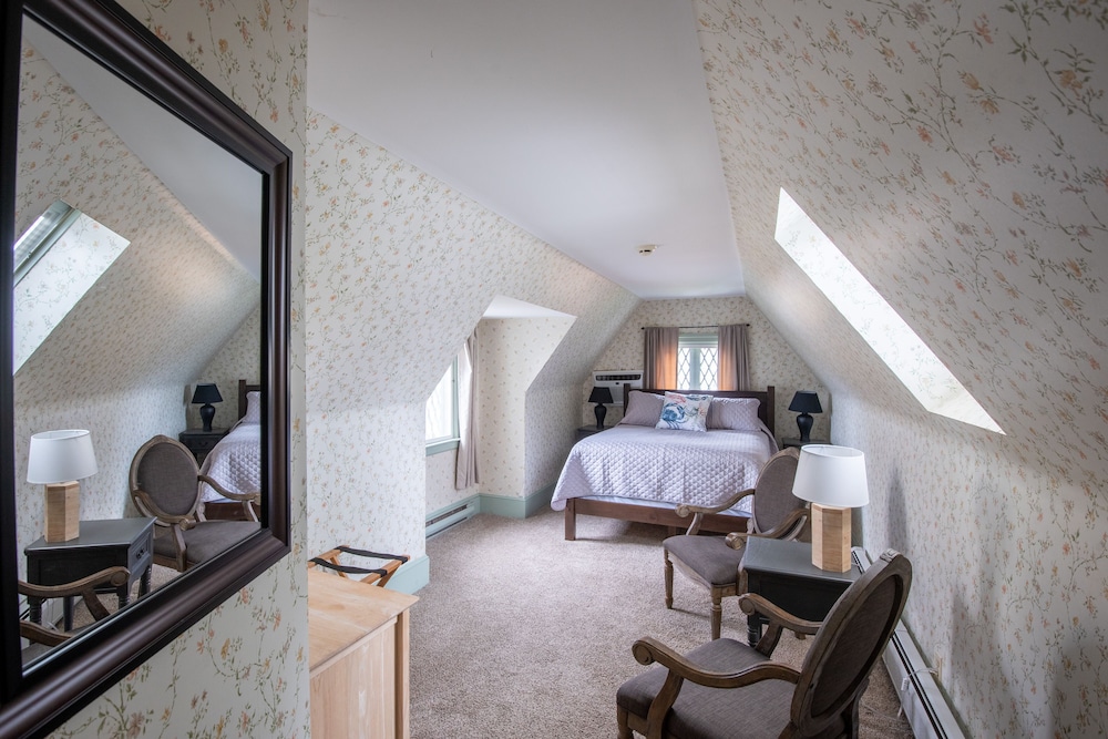 Dock Square Suite photo 1