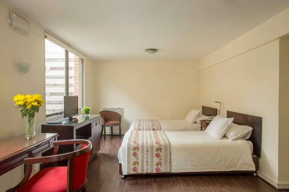 Standard Twin Room - Photo 5