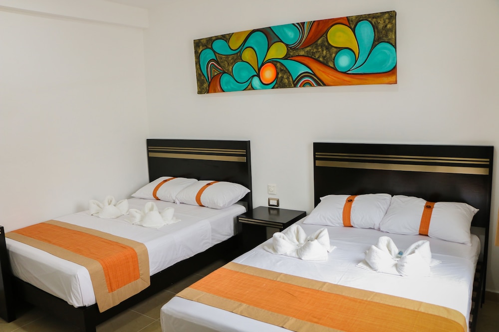 Family Room, 2 Double Beds photo 1