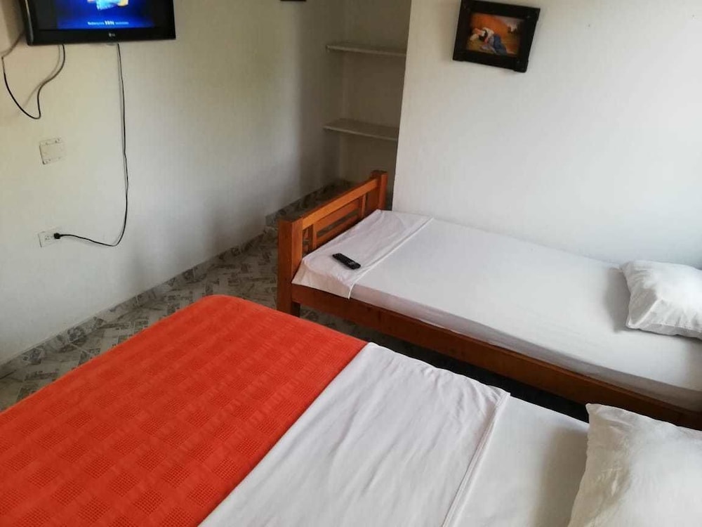 Basic Double Room, 1 Double Bed, Pool View (With Fan) photo 1