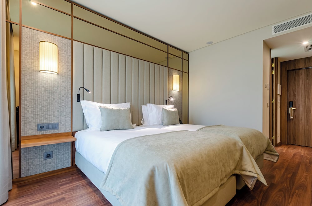 Superior Twin Room - Photo 3