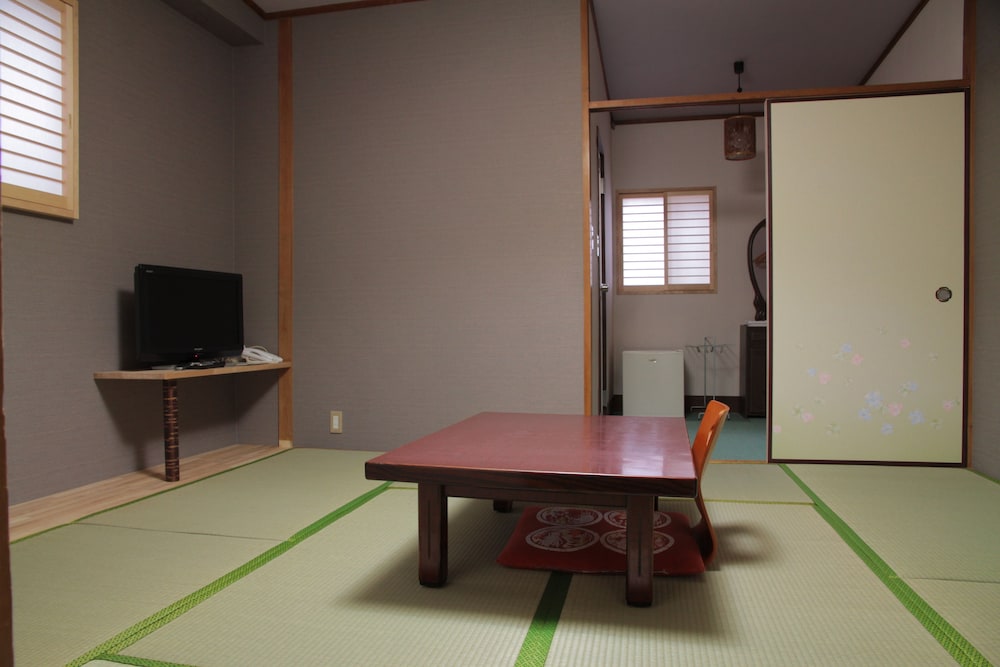 Japanese Style 8 Tatami-mat Room, Private Bathroom