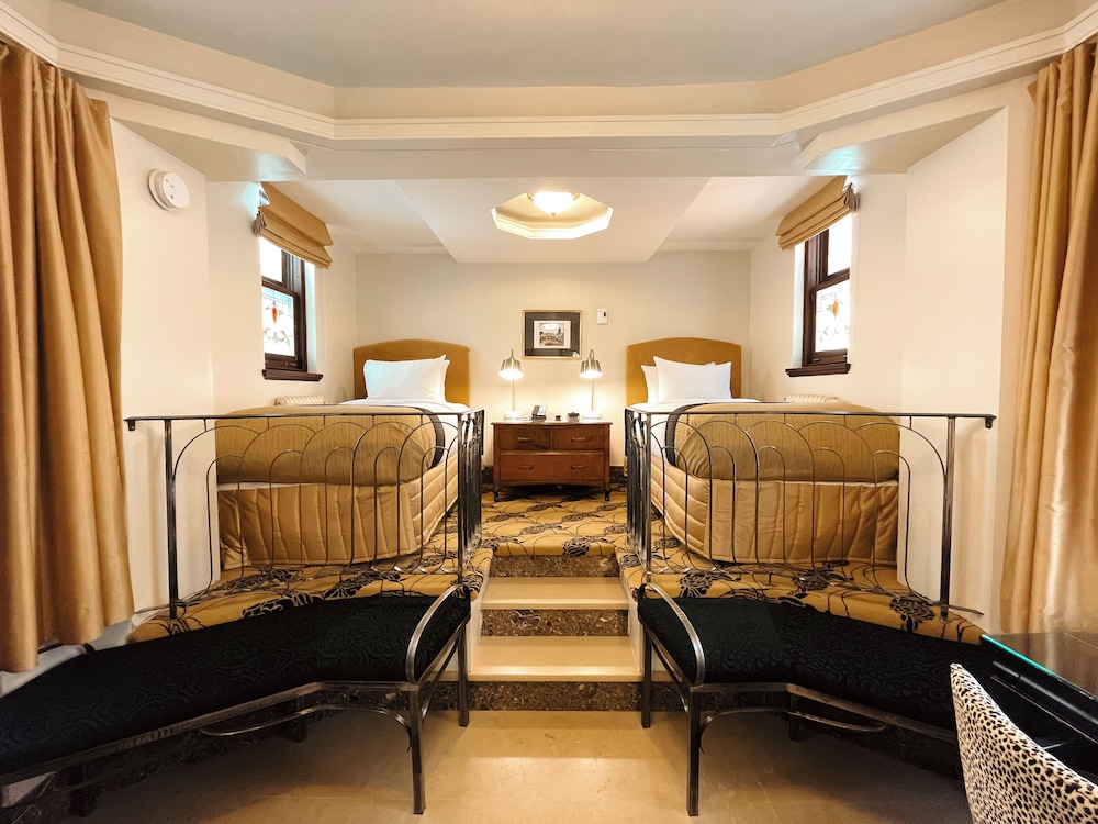 Twin Room (ground floor) photo 1