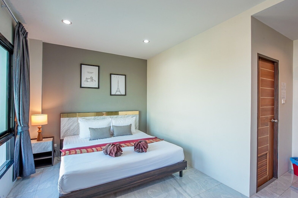 Parkside Superior Double Bed - Photo 6