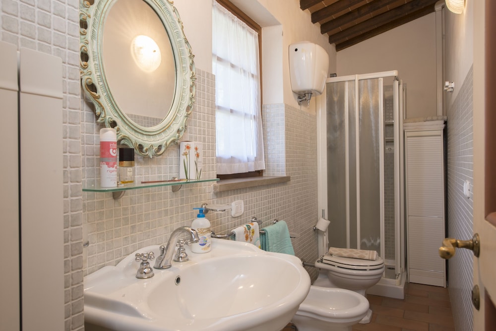 Luxury Apartment photo 3