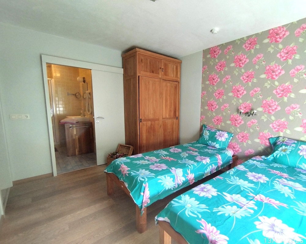 Comfort Double Room, Ensuite photo 3