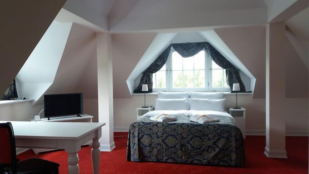 Comfort Double or Twin Room, Golf View