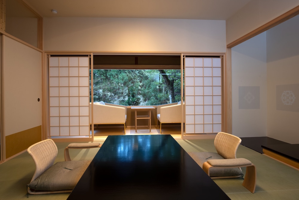 Sakura room Dinner and breakfast included (Upgraded Kaiseki) can't serve dinner after 7 P.M. photo 2