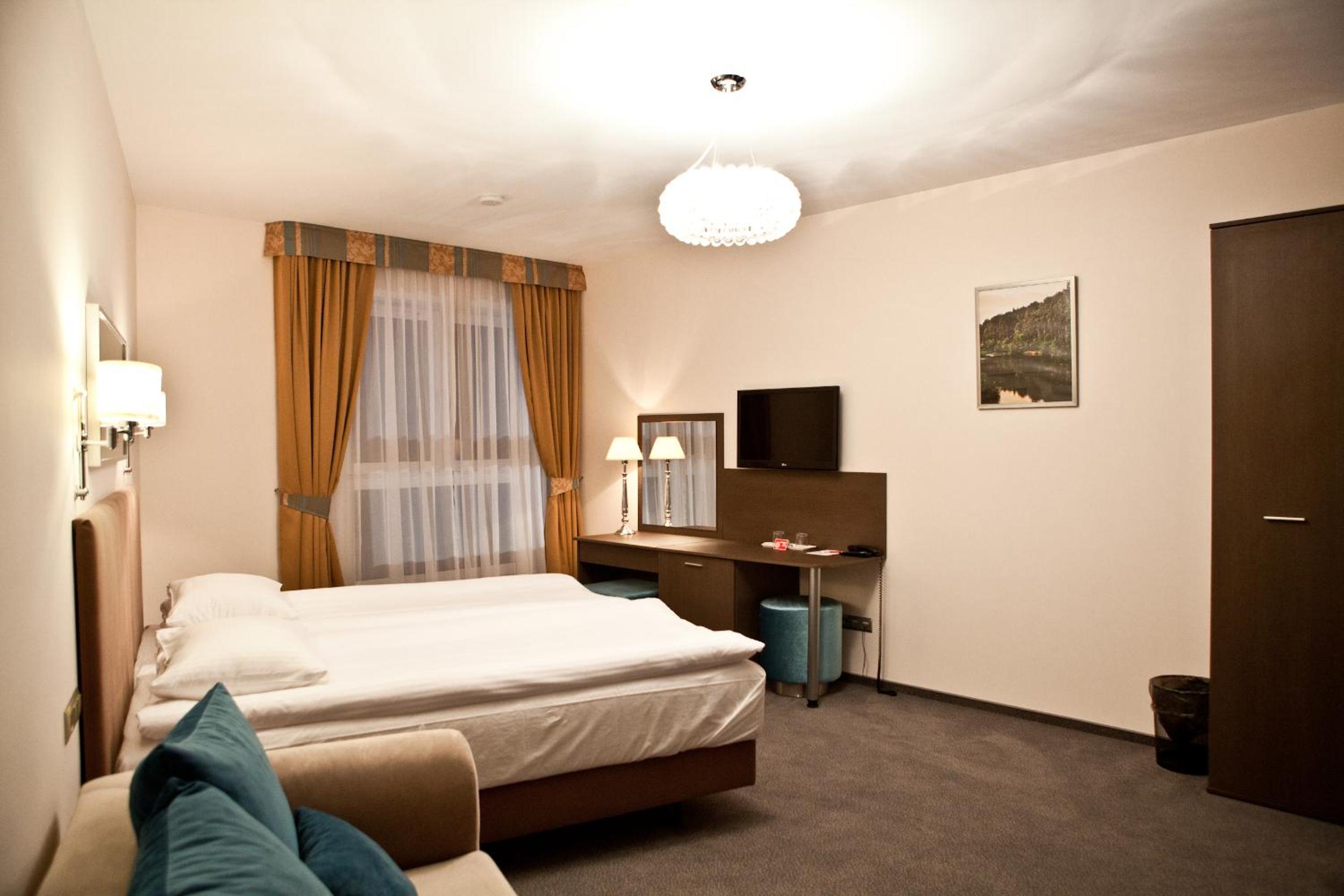 Deluxe Family Room (3 Adults) photo 3