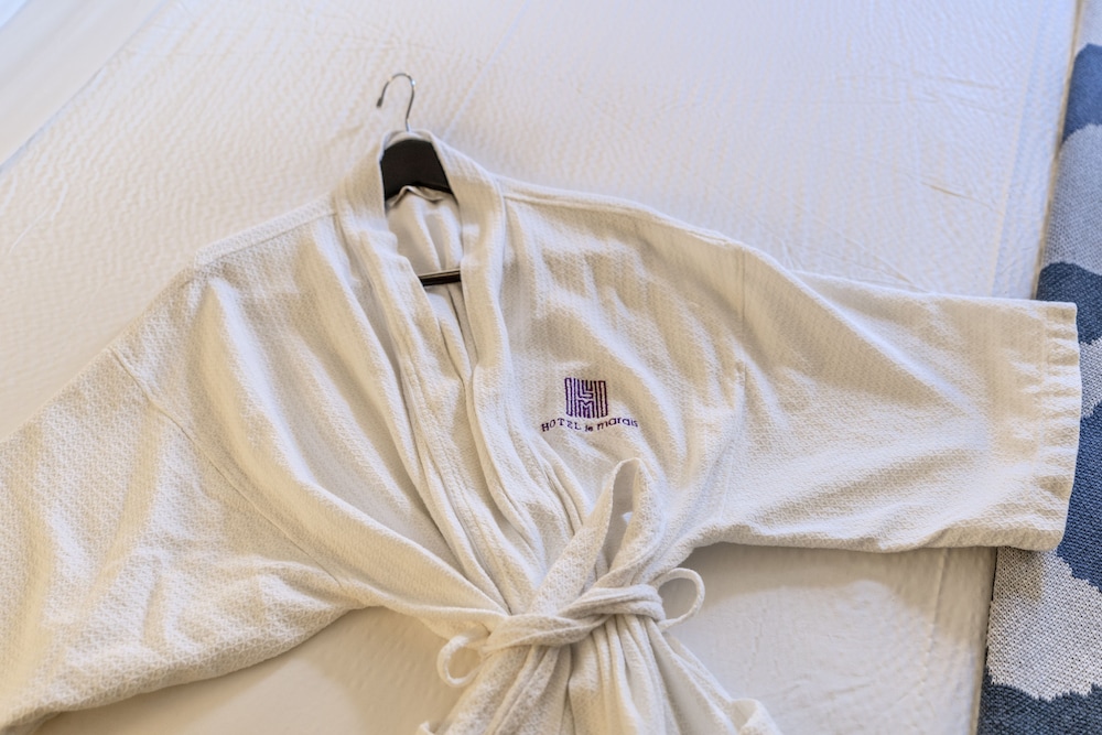 Deluxe Double Room, 2 Double Beds - Photo 4