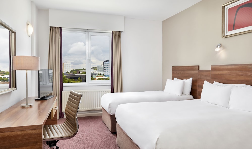 Standard Twin Room - Photo 3
