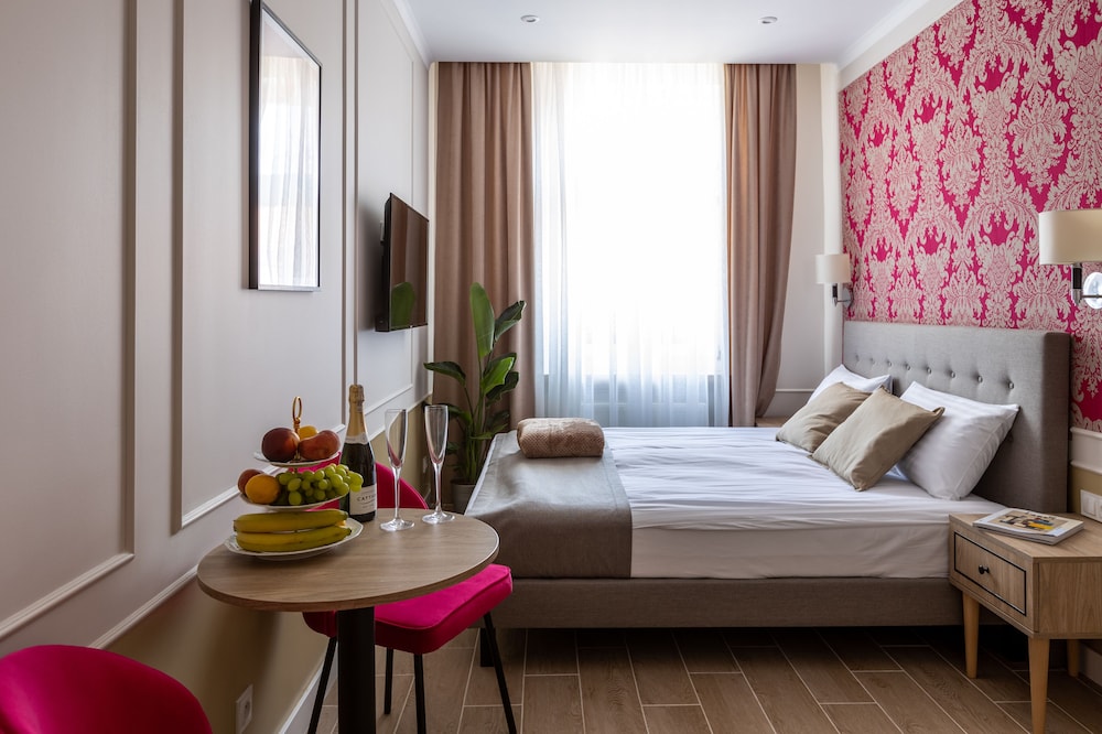 Deluxe Double Room - Photo 1