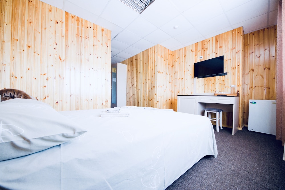 Superior Double Room, 1 Queen Bed, Garden View photo 2