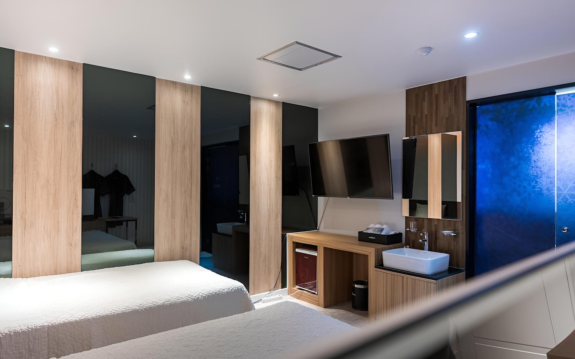 Room (VIP (High-spec 2PC / Baggage Roll ava) photo 2
