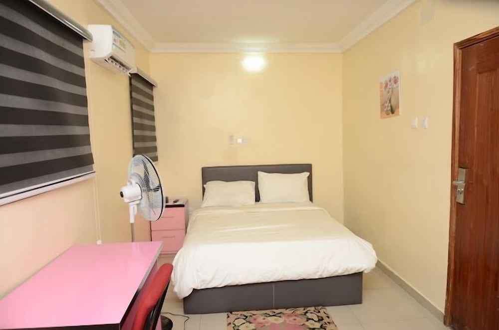 Deluxe Room, Balcony, City View photo 2
