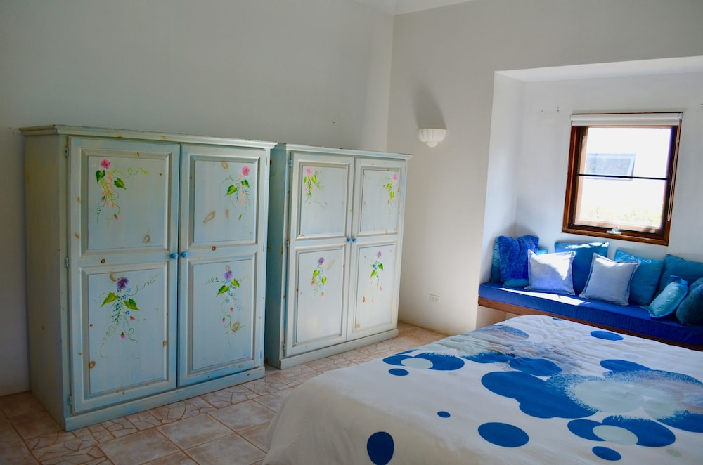 Poinsettia Villa, 2 Bedrooms photo 2