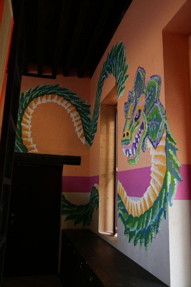 Shared Dormitory, Women Only, Shared Bathroom (6 Beds) photo 3
