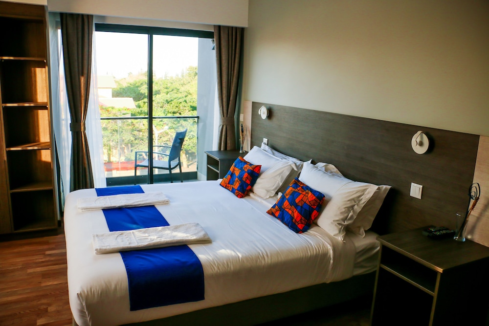 Deluxe Double Room, 1 King Bed, Terrace