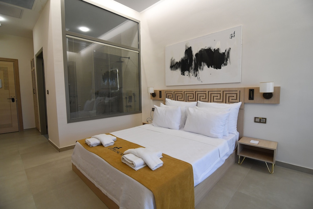 Classic Double Room, Garden View