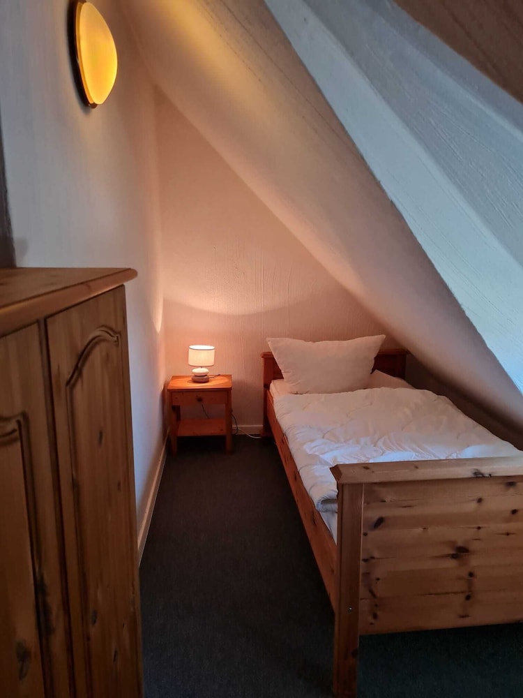 Basic Condo (Cleaning Fees 110 EUR not included) photo 3