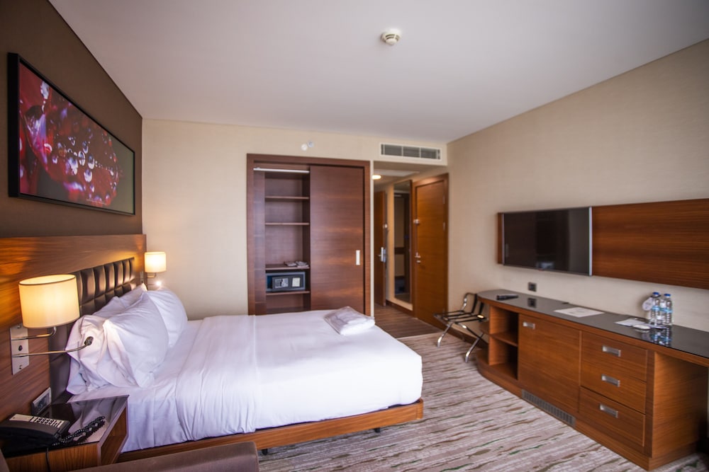 Family Room, 1 King Bed (Connecting Rooms)