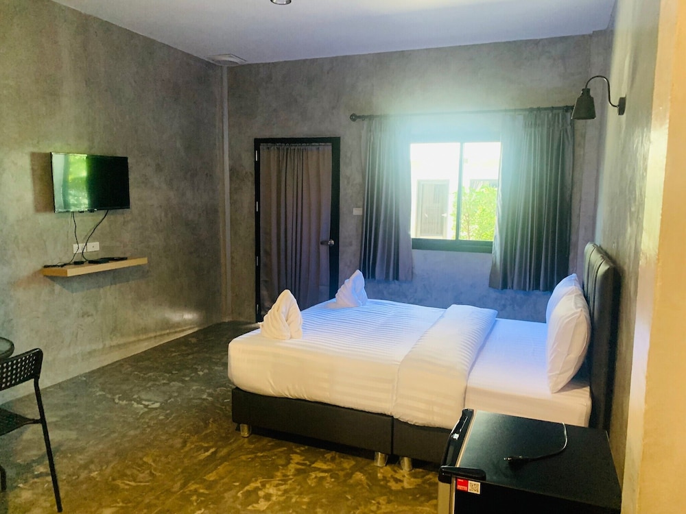 Design Room, 1 Queen Bed photo 2