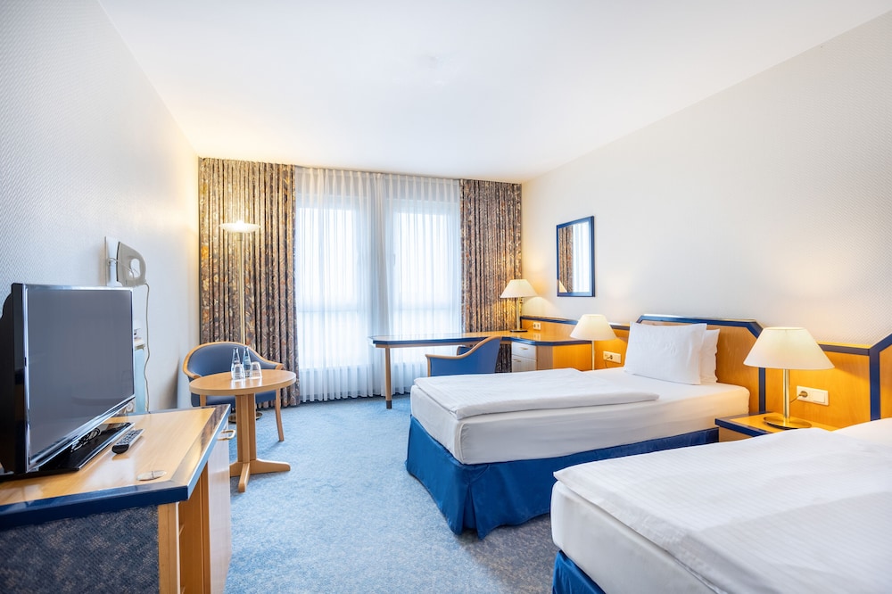 Basic Twin Room photo 1