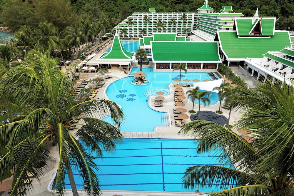 Room, 1 King Bed, Pool View - Photo 19