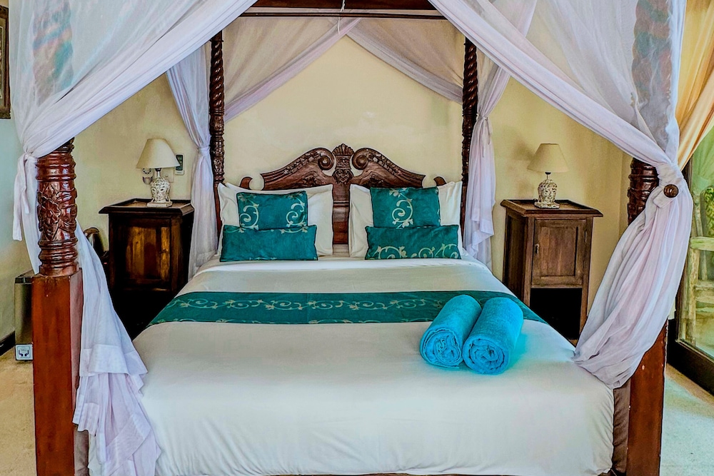 Double Room with Inside Ocean View - Photo 11