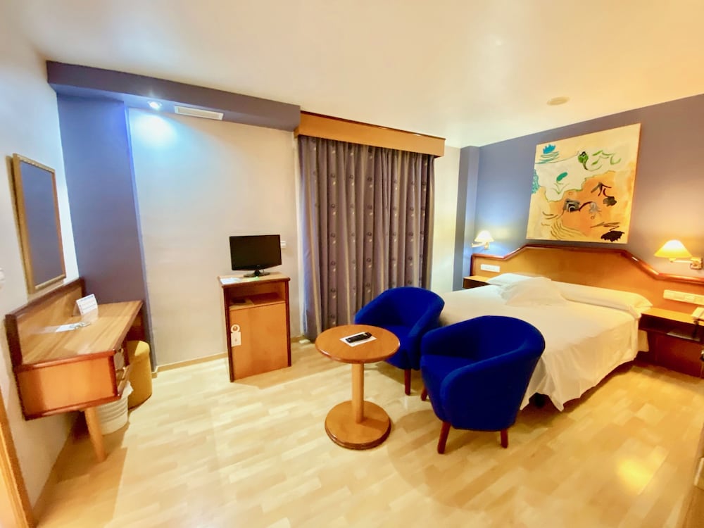 Junior Double Room, 1 Queen Bed, Terrace