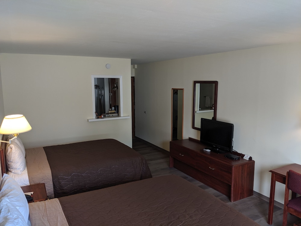 Double Room, 2 Queen Beds, Non Smoking