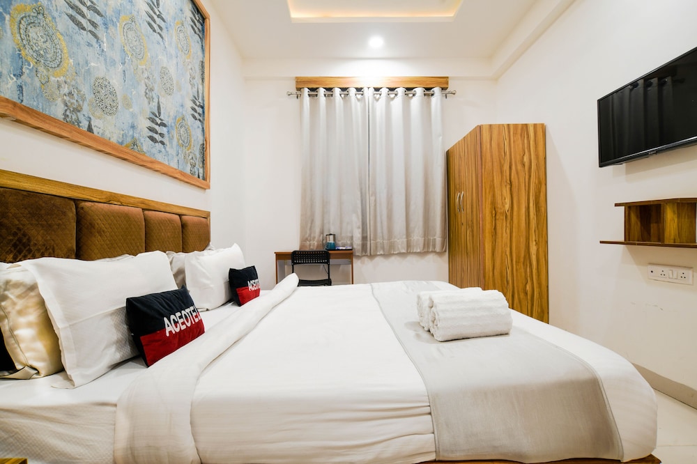 Deluxe Room - Photo 9