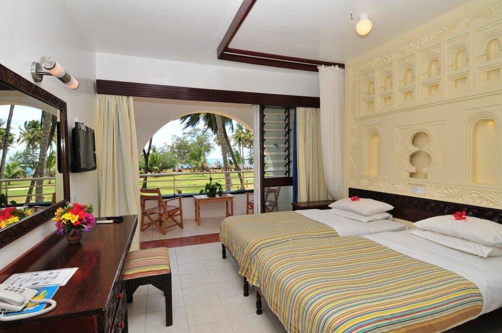 Standard Room, Sea View, Sea Facing - Photo 1