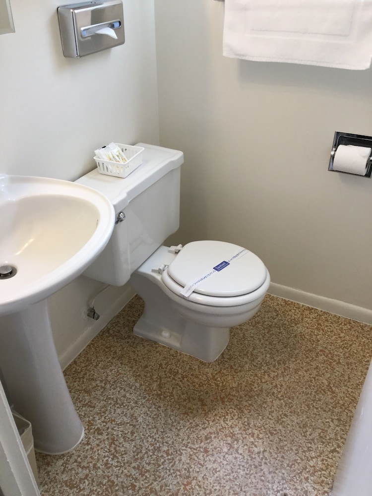 Economy Single Room, 1 Bedroom photo 2