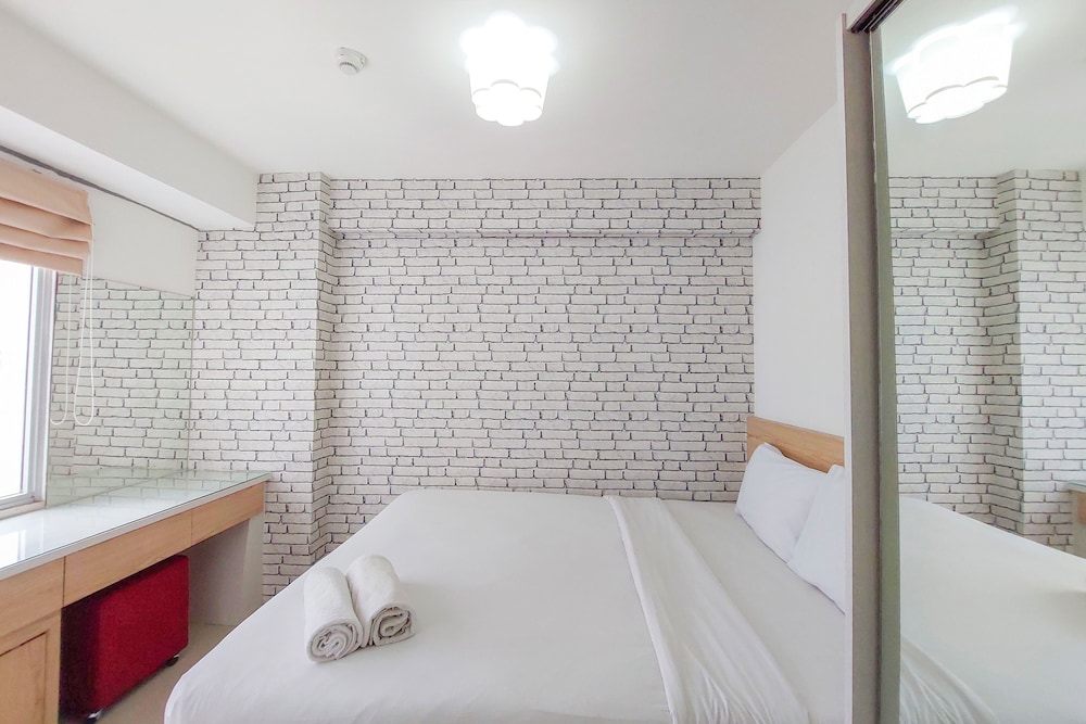 Room - Photo 1