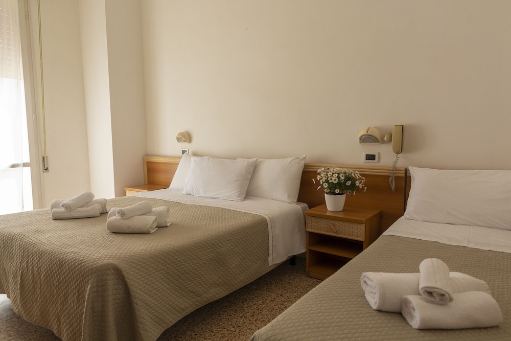 Triple Room, Balcony