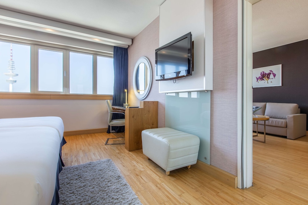 Suite, 1 Bedroom, Park View