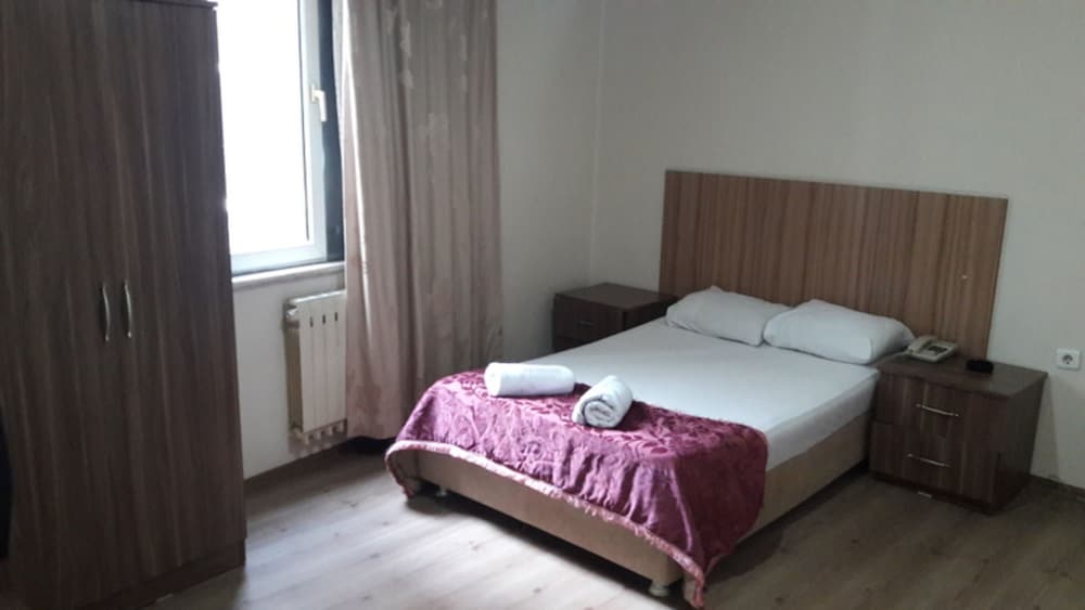 Economy Double Room photo 3